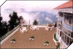 Dalhousie Hotels : Hotel Mount View at Dalhousie, Himachal Pradesh, India - Bagicha, the terrace garden at Hotel Mount View